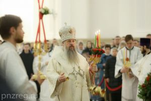 В пензенских храмах состоялись пасхальные богослужения