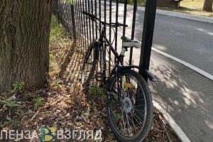 В Кузнецке водитель отечественного автомобиля наехал на мужчину-велосипедиста