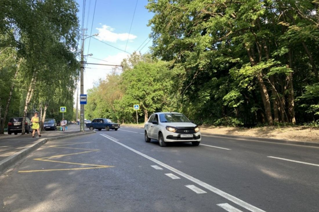 На проезжей части улицы Попова в Пензе нанесли разметку