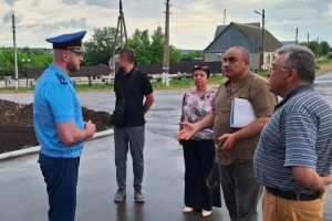Прокуратура выдвинула претензии по благоустройству территории в Русском Камешкире