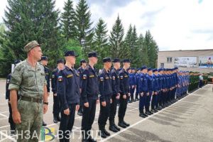 В День призывника в Пензе состоялась отправка жителей региона на службу в армию