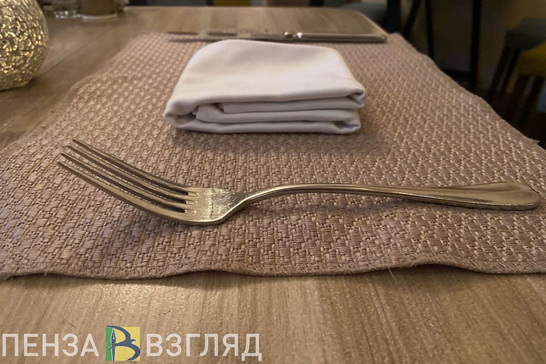 В ресторане на ул. Московской в Пензе подавали мясо сомнительного качества