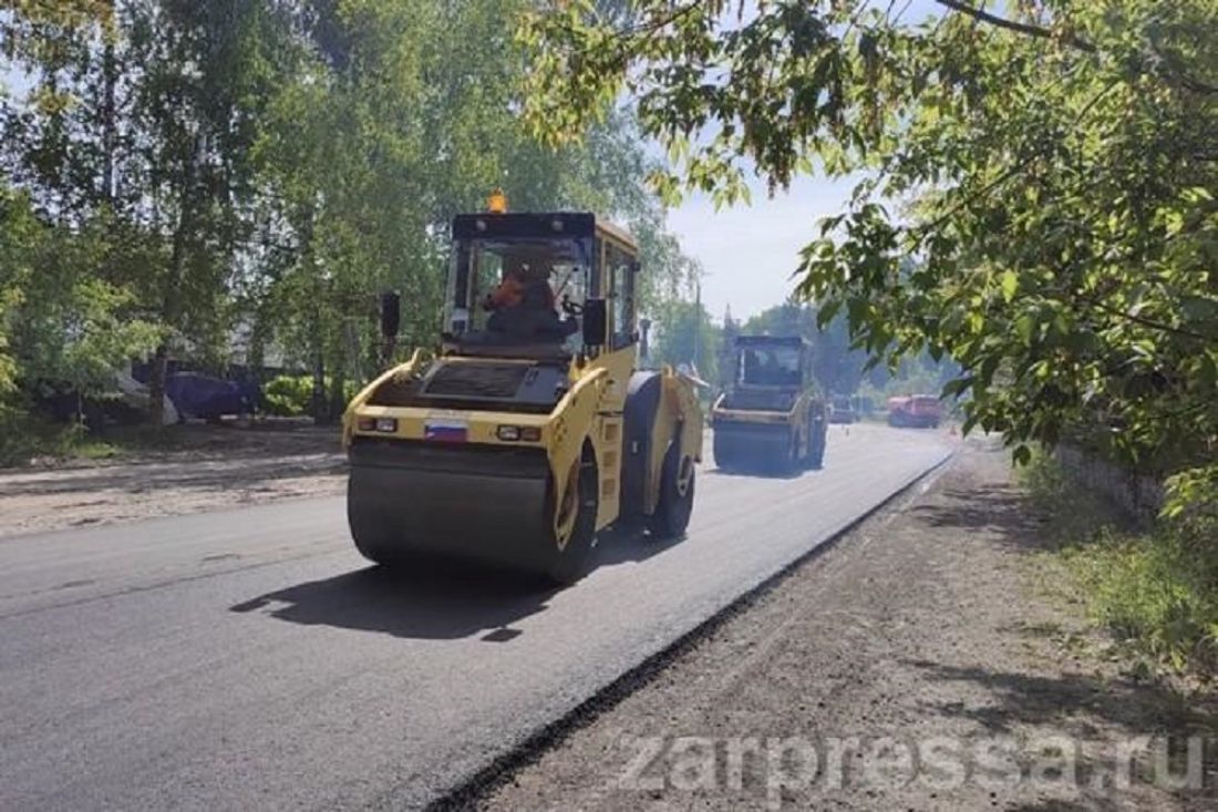 В Заречном делают тротуар на улице 20-я дорога