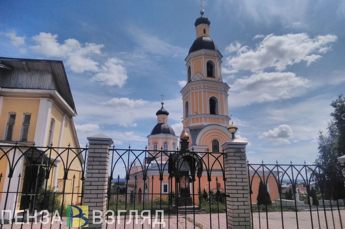 Пензенцев приглашают на богослужения в день Святой Троицы