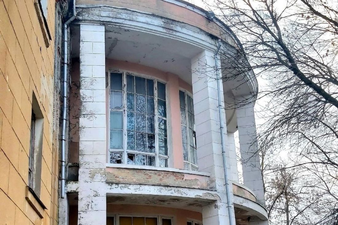 В Сердобске нет денег на ремонт здания бывшего дома культуры часового завода