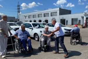 9 пострадавших на производстве жителей Пензы и области получили новые автомобили