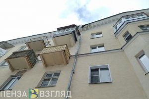 В Мокшанском районе дом признали аварийным и оставили в нем жильцов на 10 лет