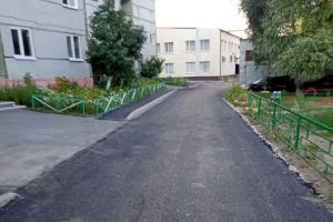 В Первомайском районе Пензы асфальтируют внутридворовые территории