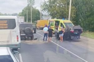 На трассе «Урал» под Пензой автомобиль перевернулся на крышу