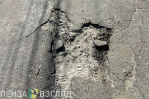 В Каменском районе намерены отремонтировать дорогу к селу