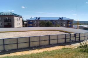 В Городищенском районе построили новую хоккейную коробку