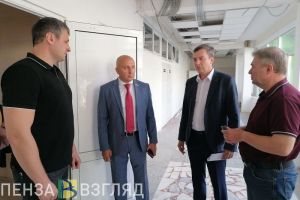 Юрий Зиновьев проверил готовность пензенских школ к началу учебного года