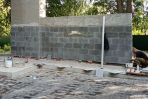 В Кондоле благоустраивают аллею центрального парка за 5,2 млн рублей