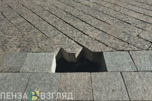 Провал на улице Московской в Пензе увеличивается