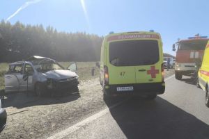 Опубликованы фотографии с места смертельной аварии под Пензой