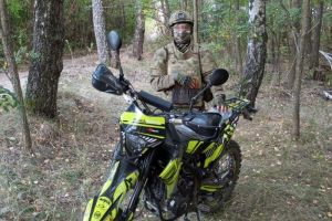 Пензенским бойцам в зону СВО отправили мотоцикл, дрон и спецанализатор