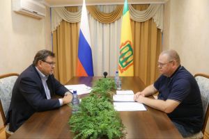 Мельниченко провел рабочую встречу с министром юстиции РФ Константином Чуйченко