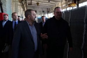 Мельниченко осмотрел производственную площадку пензенского предприятия ЦеСИС