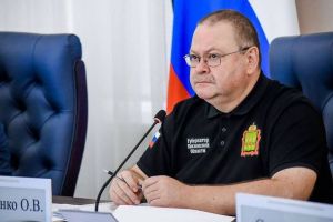 Губернатор Олег Мельниченко поздравил пензенцев с Днем машиностроителя