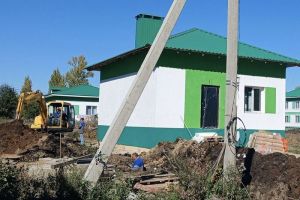 В сердобском поселке завершается строительство двух домов для аграриев