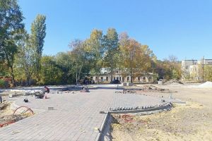 В Сердобске продолжается благоустройство сквера «Семья»
