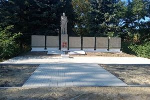 Суд заставил привести в порядок памятник защитникам Отечества в Вадинске