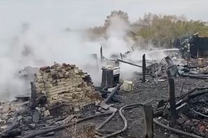 Опубликовано видео последствий смертельного пожара в Лопатинском районе