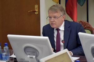 Басенко поручил подумать, как расширить функционал лагерей «Строитель» и «Юность»