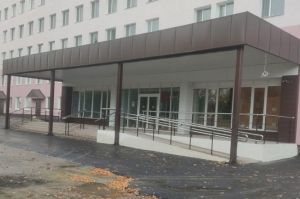 В Белинском районе обновили входную группу больницы