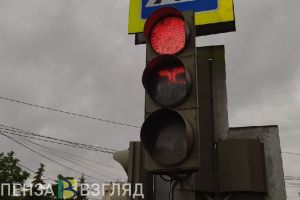 УЖКХ Пензы пояснило, почему в р-не Гидрострой третью неделю не работает светофор