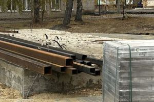 В Земетчино продолжается благоустройство сквера на улице Кирова