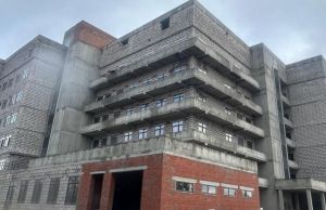 В Кузнецке завершается строительство взрослой поликлиники