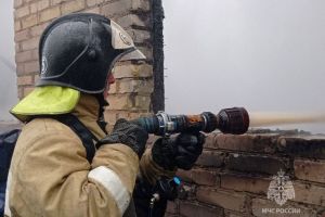 19 пожарных тушили возгорание в 4-ом проезде Терновского