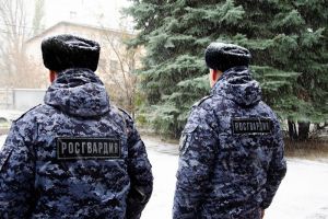 Посетитель бара в центре Пензы устроил пьяный дебош