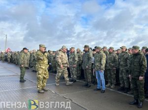 Олег Мельниченко принял участие в смотре отрядов территориальной самообороны