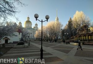 Пензенский врач связала короткие юбки зимой с возможной ампутацией