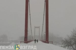 Пензенский врач рассказал, чем опасна привычка закрывать лицо шарфом