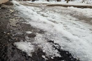 Жертвы гололеда: в травмпункт с переломами, ушибами обратились более 60 пензенцев