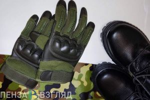 В Кузнецке начали собирать новогодние подарки для участников СВО