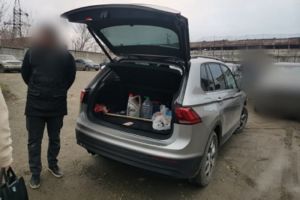Опубликовано видео с места задержания силовиками пензенского адвоката