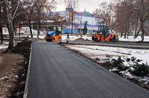 Ремонт тротуара возле арт-объекта «Светофорное дерево» в Пензе завершили