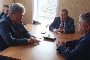 Алтынбаев представил нового директора Шемышейского лесничества
