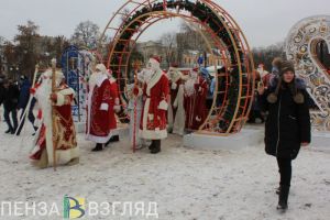 В Каменке пройдет парад Дедов Морозов (0+)