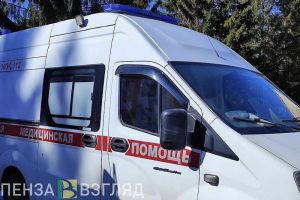 В Мокшанском районе иномарка столкнулась с внедорожником