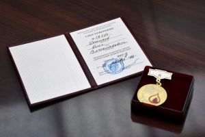 Олег Денисов за 12 лет сдал 36,6 литра крови