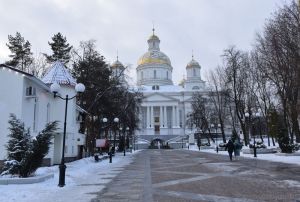 В Пензе проведут очистку и противогололедную обработку подходов к храмам