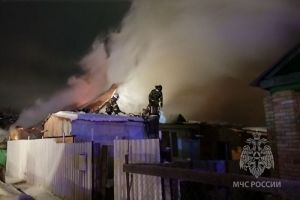 Из горящего дома на улице Ново-Гражданская в Пензе спасли мужчину