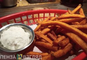 Продажу бургеров и картошки фри пензенцам младше 18 лет могут запретить