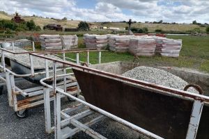 Для продажи участков должника управляющий обязан получить доступ к ним