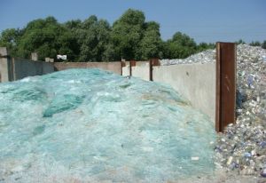 Опубликовано фото горы из осколков стекла, за которую оштрафовали пензенца